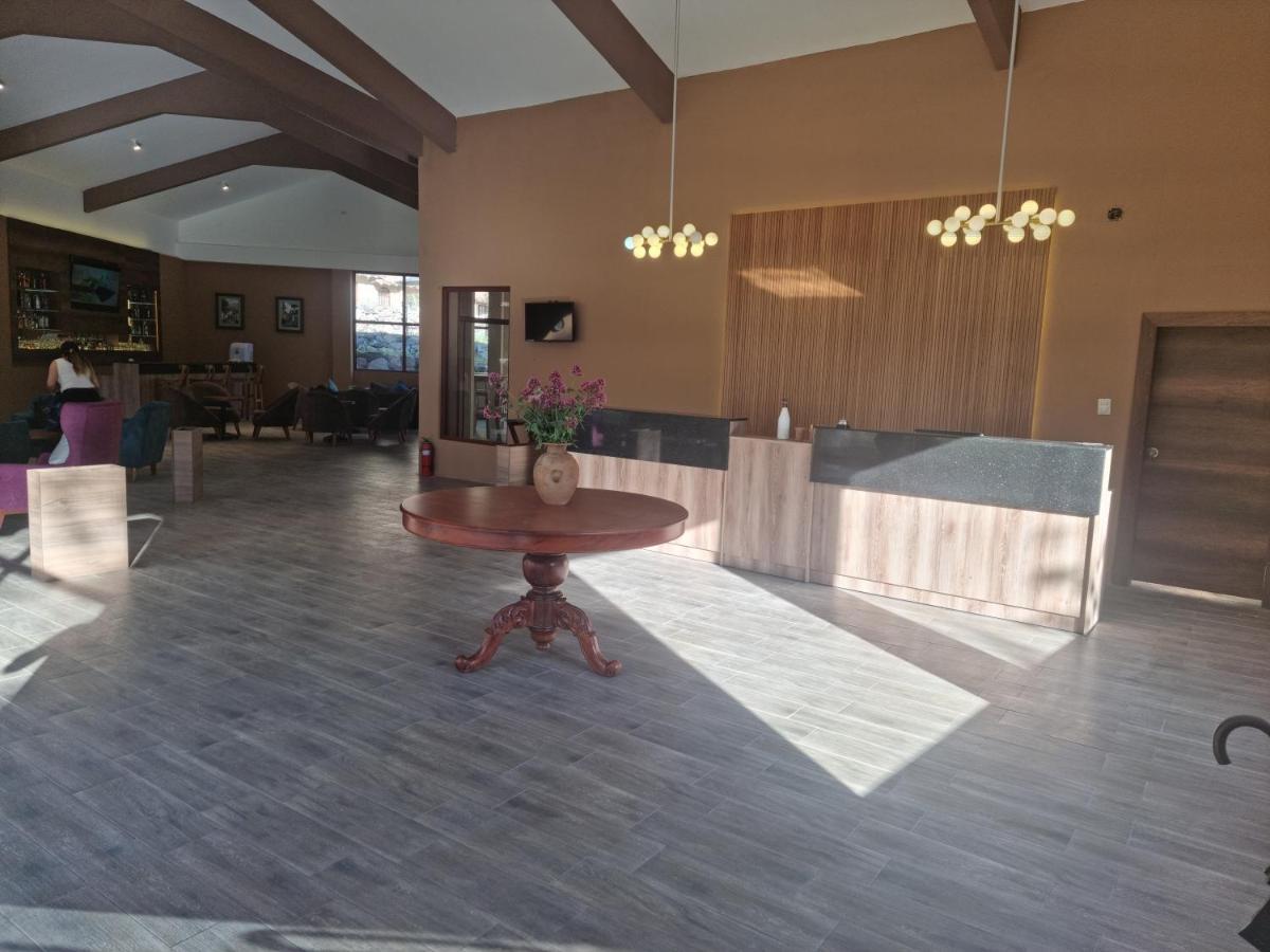 Inti Punku Valle Sagrado Hotel Urubamba Bagian luar foto